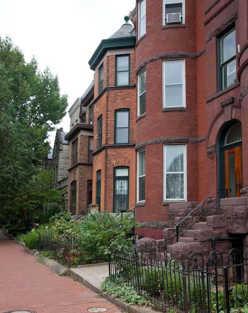 Brick rowhouses on East Capitol St. 